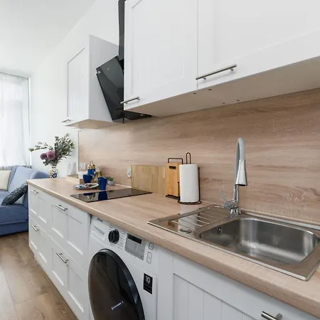 Czeremchowa In By Renters Apartment *
