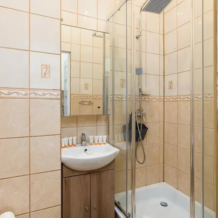 Czeremchowa In By Renters Apartment Poznan